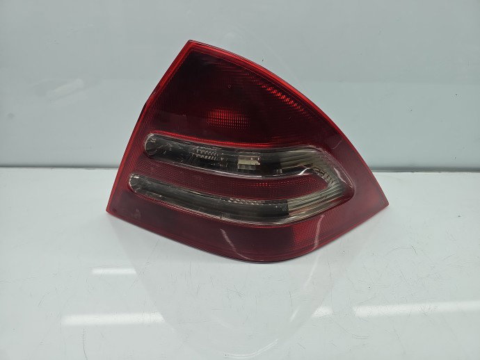 Stop aripa dreapta Mercedes Clasa C (W203) [Fabr 2000-2007] Berlina OEM