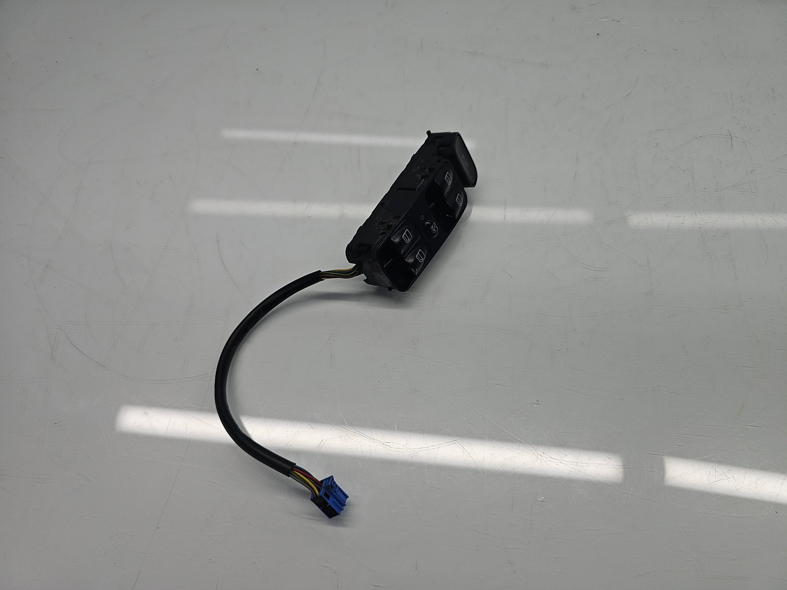 Butoane comanda geamuri sofer Mercedes Clasa C (W203) [Fabr 2000-2007] A2038210679 - imagine 1