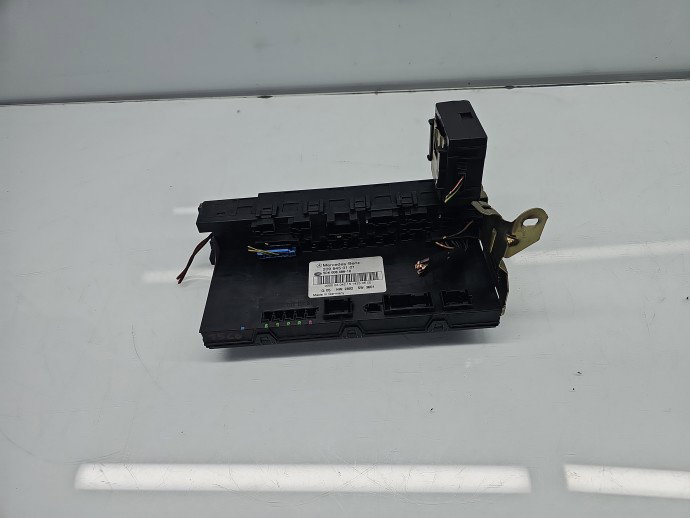 Panou sigurante Mercedes Clasa C (W203) [Fabr 2000-2007] 2095450101