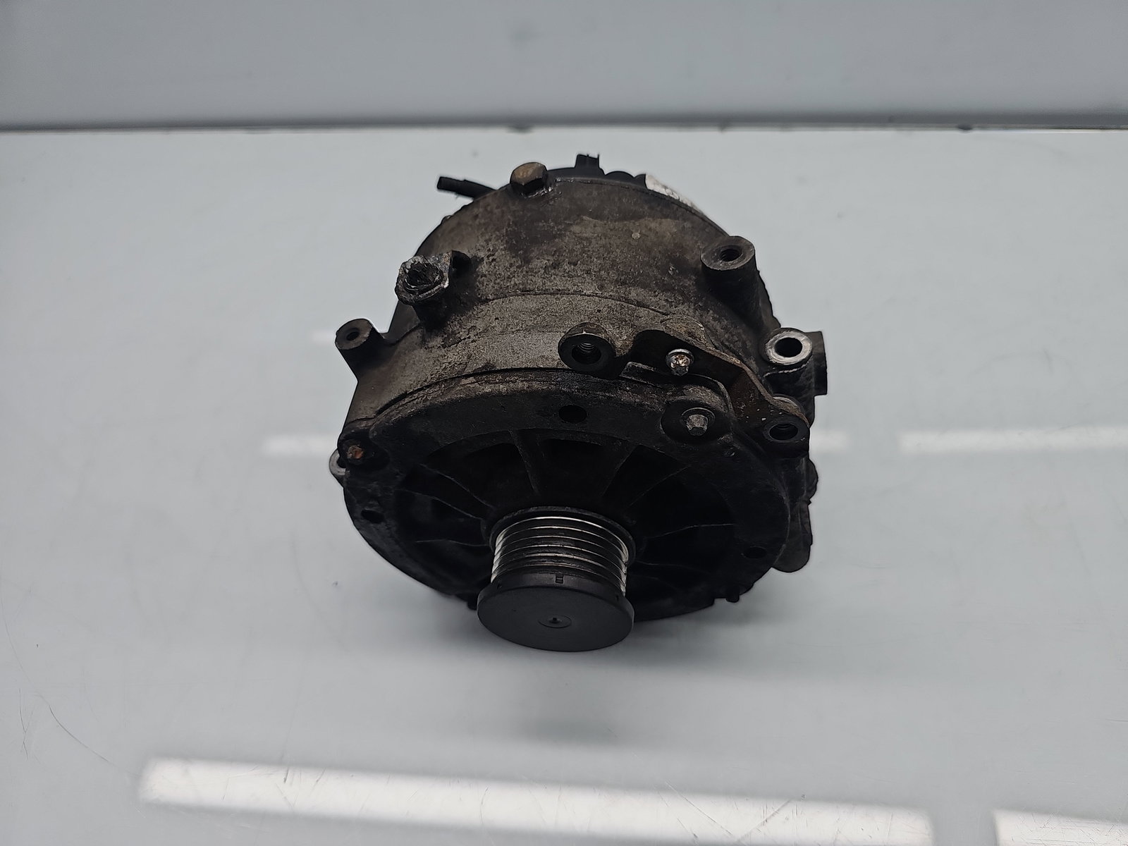 Alternator Mercedes Clasa C (W203) [Fabr 2000-2007] A0001502550 2.2 CDI 611962 105KW / 140CP - imagine 1