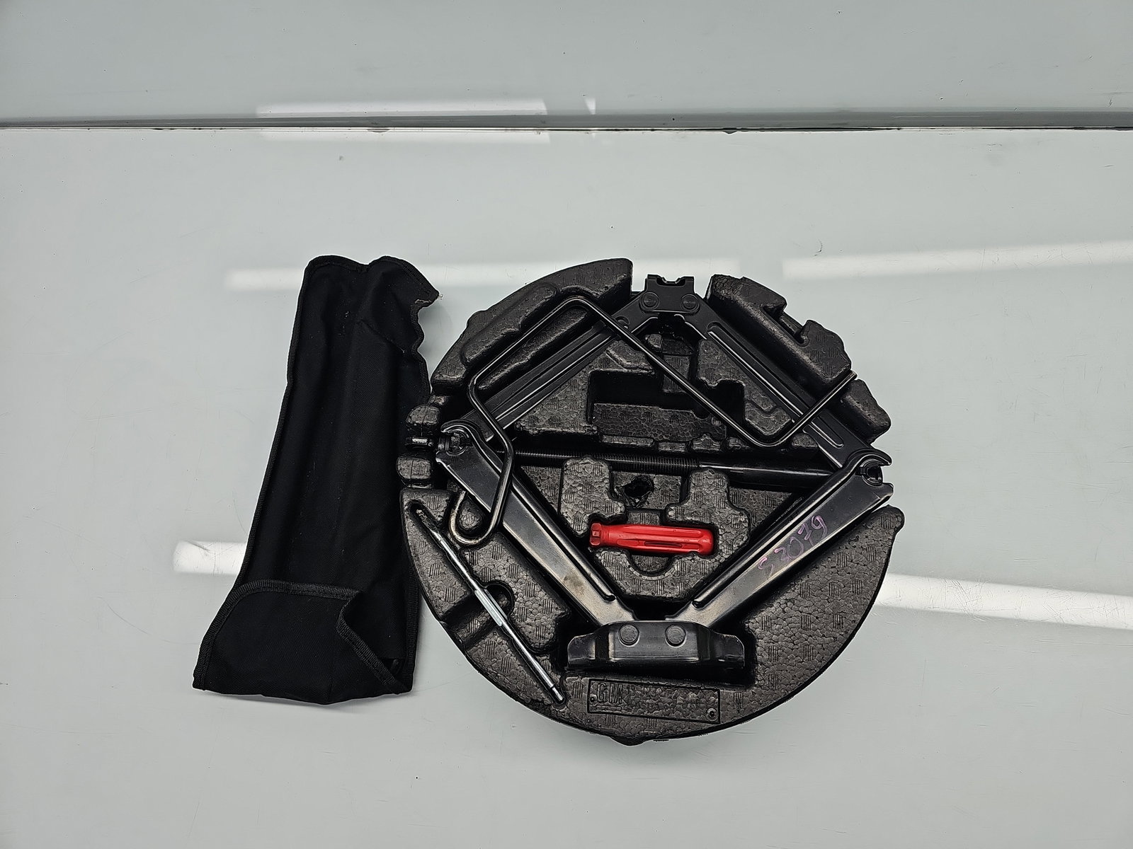 Set cric si cheie Dacia Logan MCV 2 [Fabr 2013-2022] OEM - imagine 2