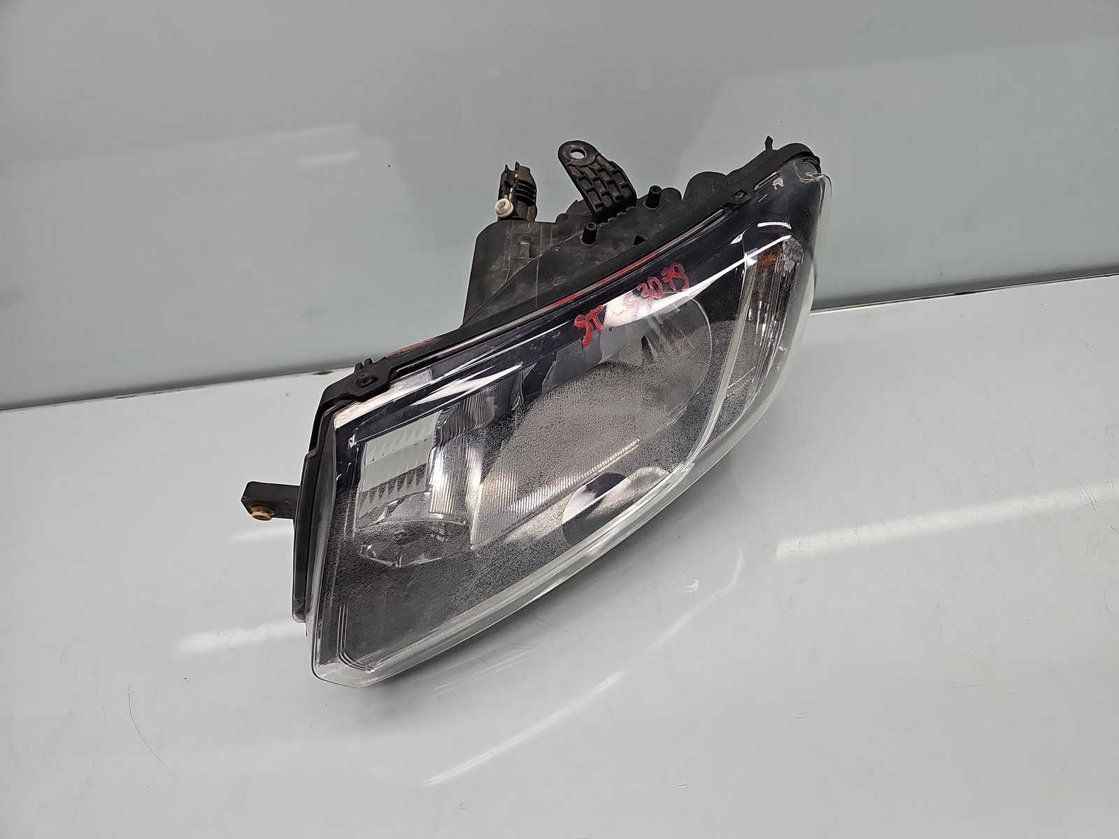 Far stanga Dacia Logan MCV 2 [Fabr 2013-2022] Break 26060411R - imagine 6