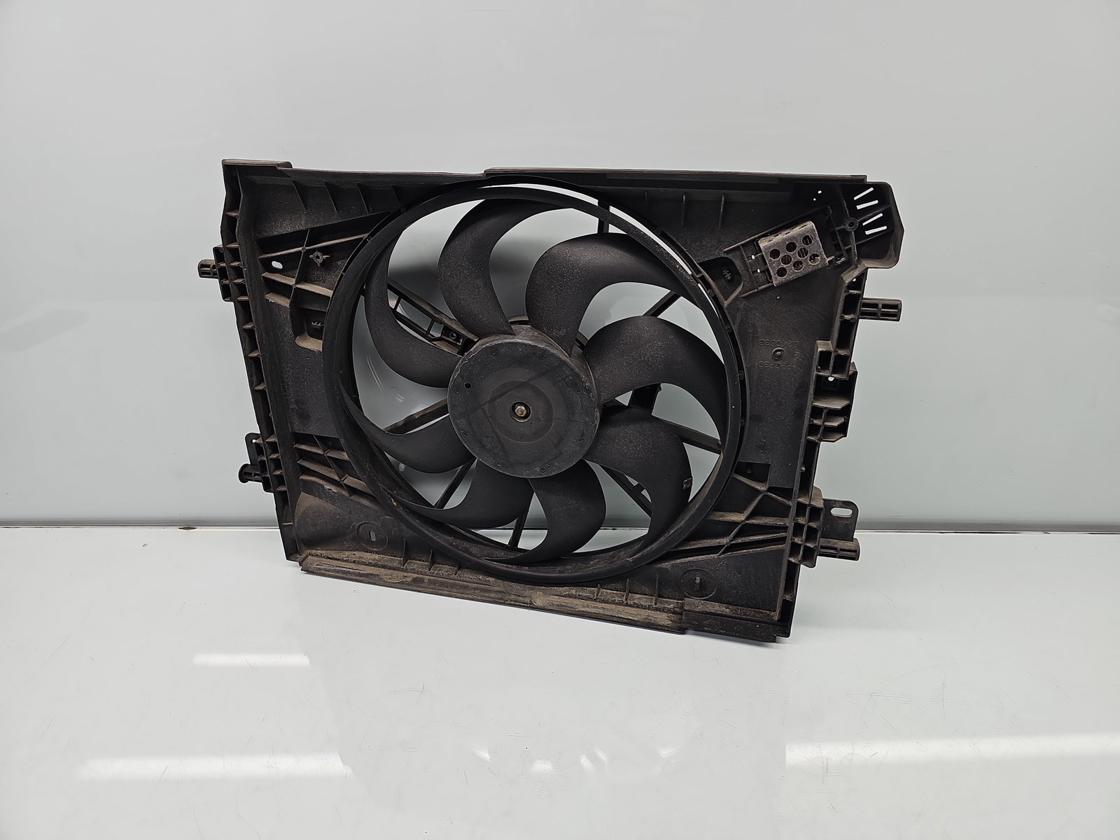 Electroventilator Dacia Logan MCV 2 [Fabr 2013-2022] 214816812R 1.5 dCi K9K792 66KW / 90CP - imagine 4