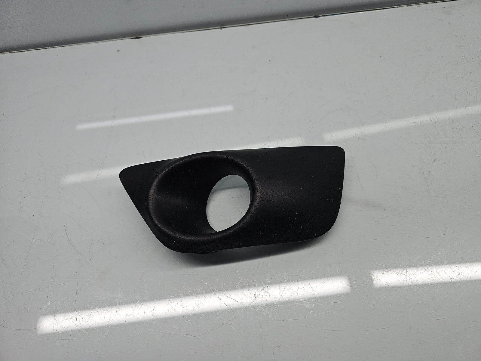 Grila proiector stanga Dacia Logan MCV 2 [Fabr 2013-2022] Break 261A31312R - imagine 1