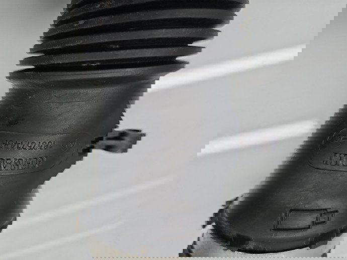 Tub admisie aer Dacia Logan MCV 2 [Fabr 2013-2022] 165757148R 1.5 dCi K9K792 66KW / 90CP