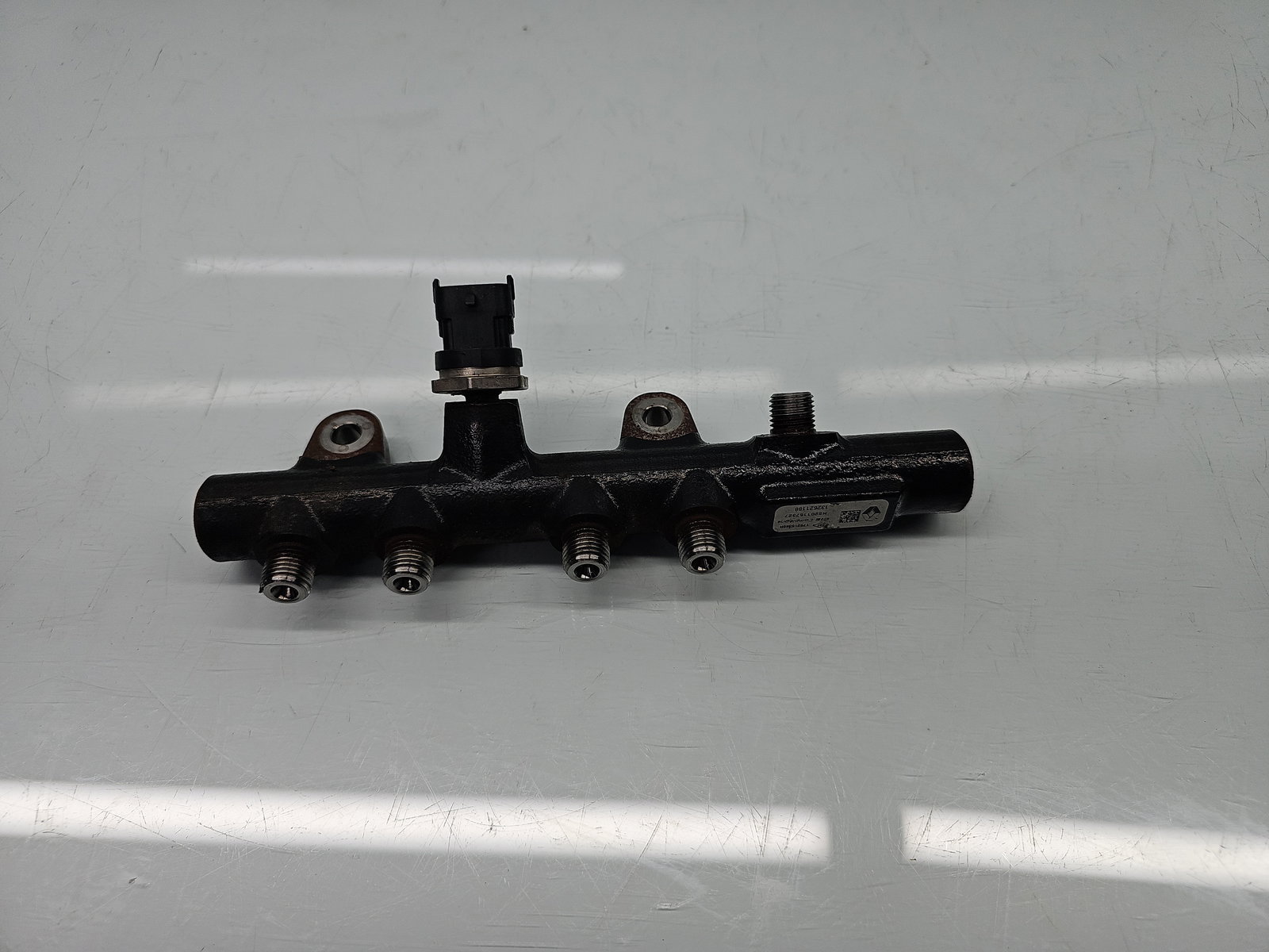 Rampa injectoare Dacia Logan MCV 2 [Fabr 2013-2022] 175215346R 1.5 dCi K9K792 66KW / 90CP - imagine 1