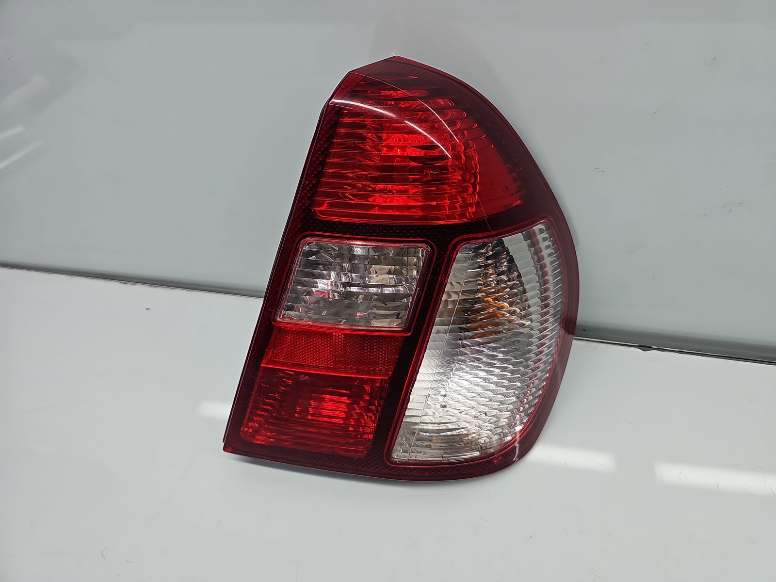 Stop aripa dreapta Renault Symbol 2 [Fabr 2008-2012] Berlina OEM - imagine 2