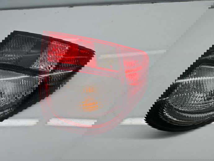 Stop aripa dreapta Renault Symbol 2 [Fabr 2008-2012] Berlina OEM