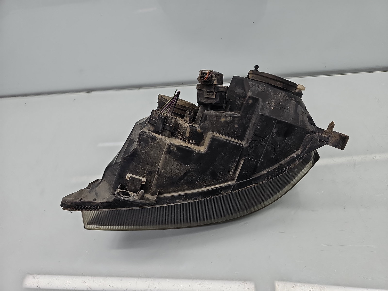 Far dreapta Renault Symbol / Thalia [Fabr 1998-2007] Berlina 8200509821 - imagine 5