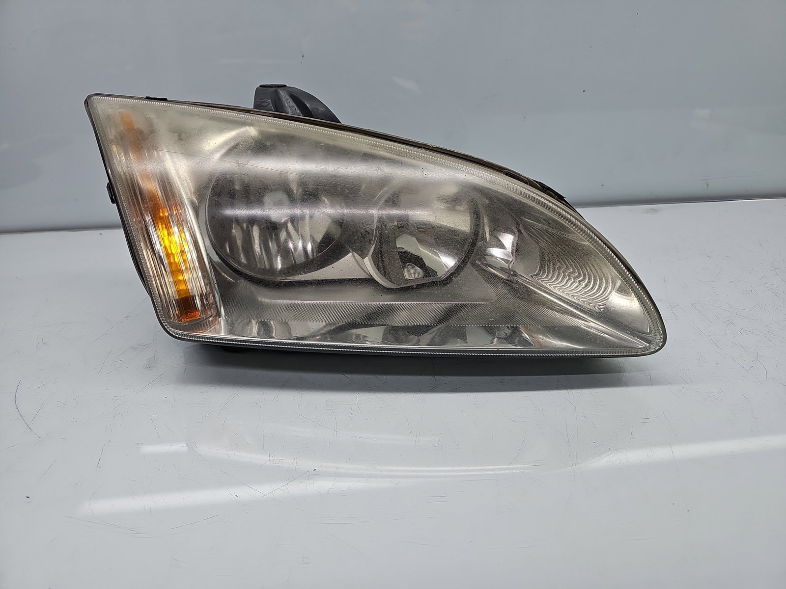 Far dreapta Ford Focus 2 (DA) [Fabr 2004-2012] Berlina 4M51-13W029-AF - imagine 2