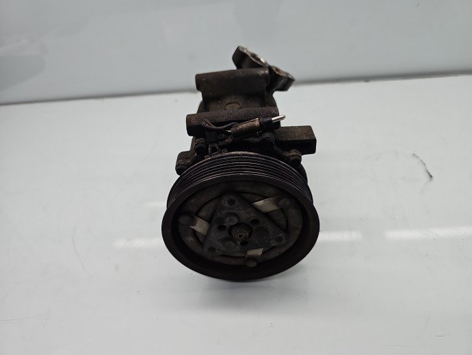 Compresor clima Renault Symbol / Thalia [Fabr 1998-2007] 8200315744 1.4 Benz K7J-A7 55KW / 75CP