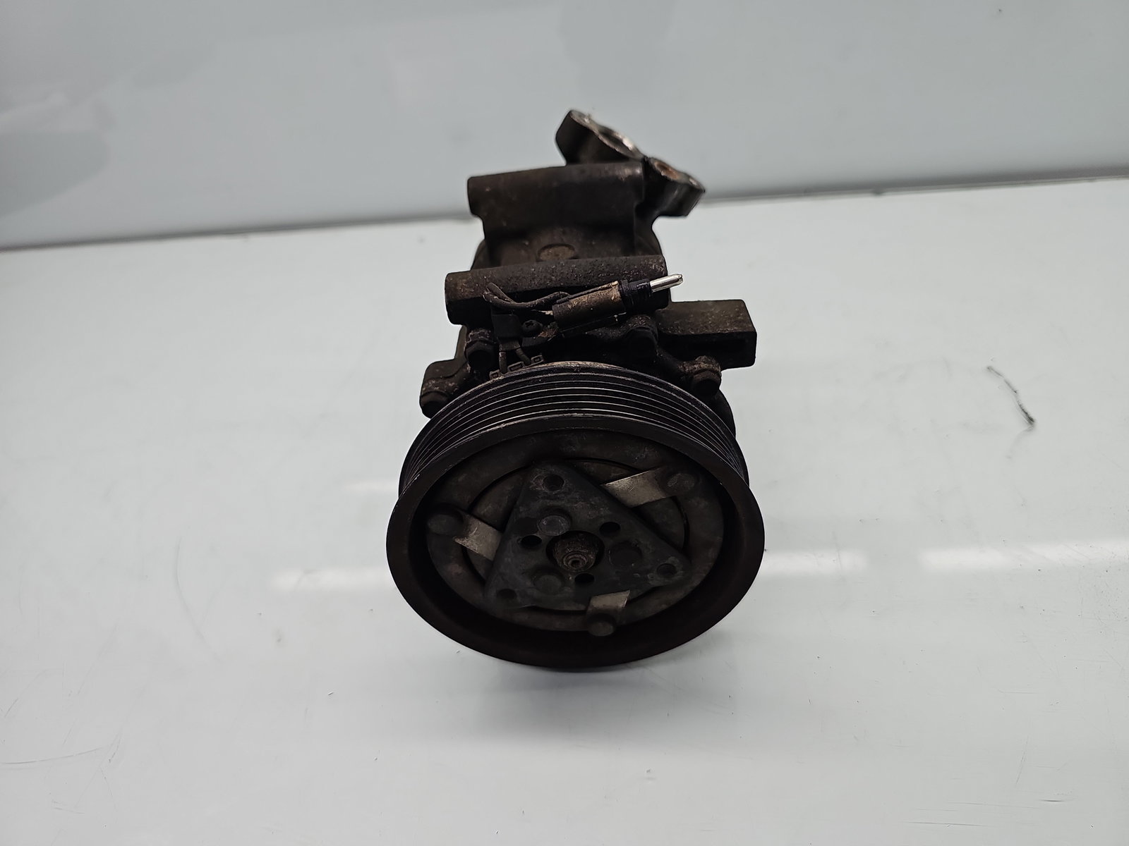 Compresor clima Renault Symbol / Thalia [Fabr 1998-2007] 8200315744 1.4 Benz K7J-A7 55KW / 75CP - imagine 5