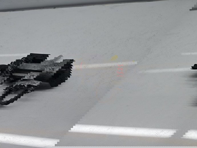 Contact cu cheie Chevrolet Aveo (T250, T255) [Fabr 2003-2011] UF 531288 1.4 Benz F14D4 74KW / 101CP