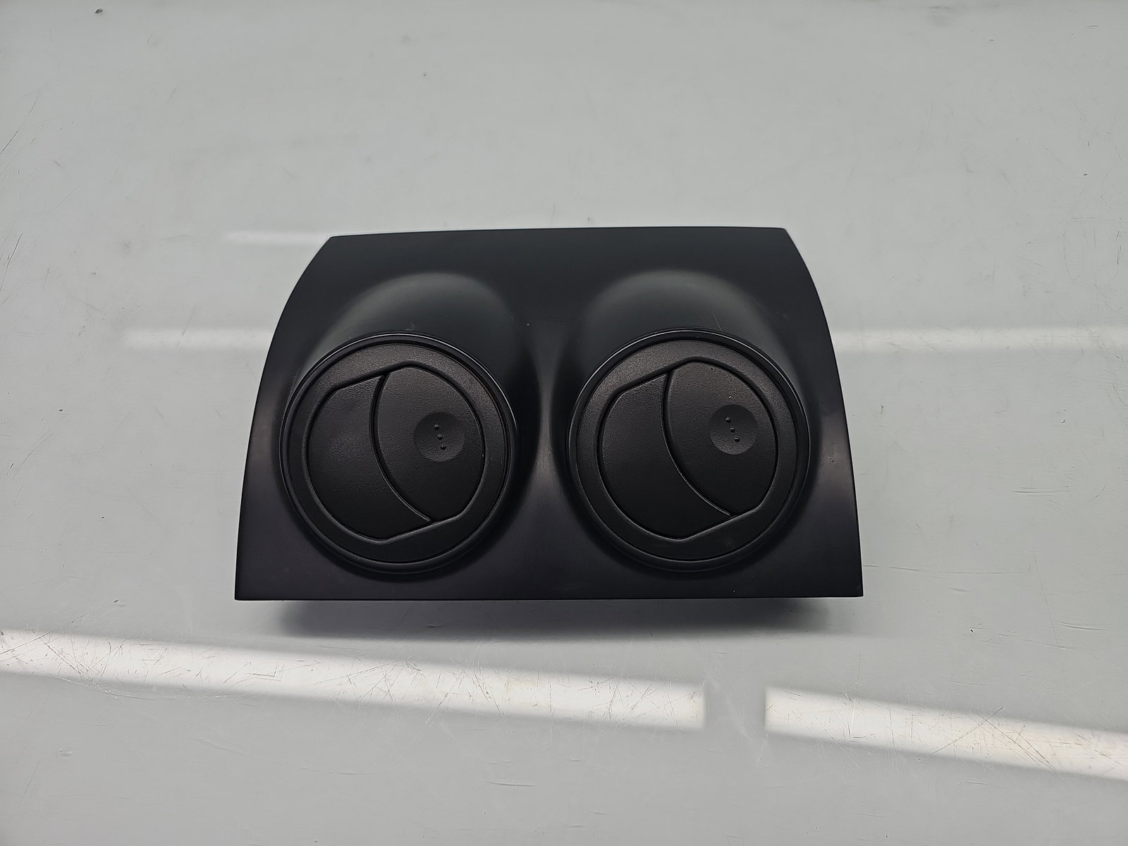 Grila aerisire centrala Chevrolet Aveo (T250, T255) [Fabr 2003-2011] 96655217 - imagine 1