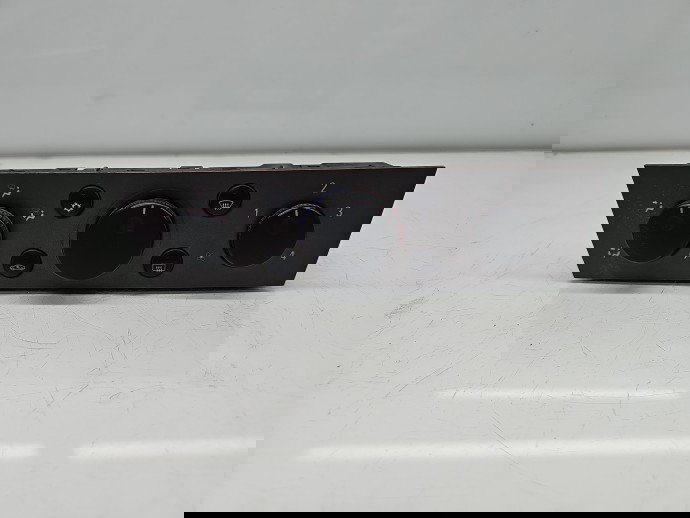 Panou comanda clima Opel Vectra C [Fabr 2003-2008] 13138190