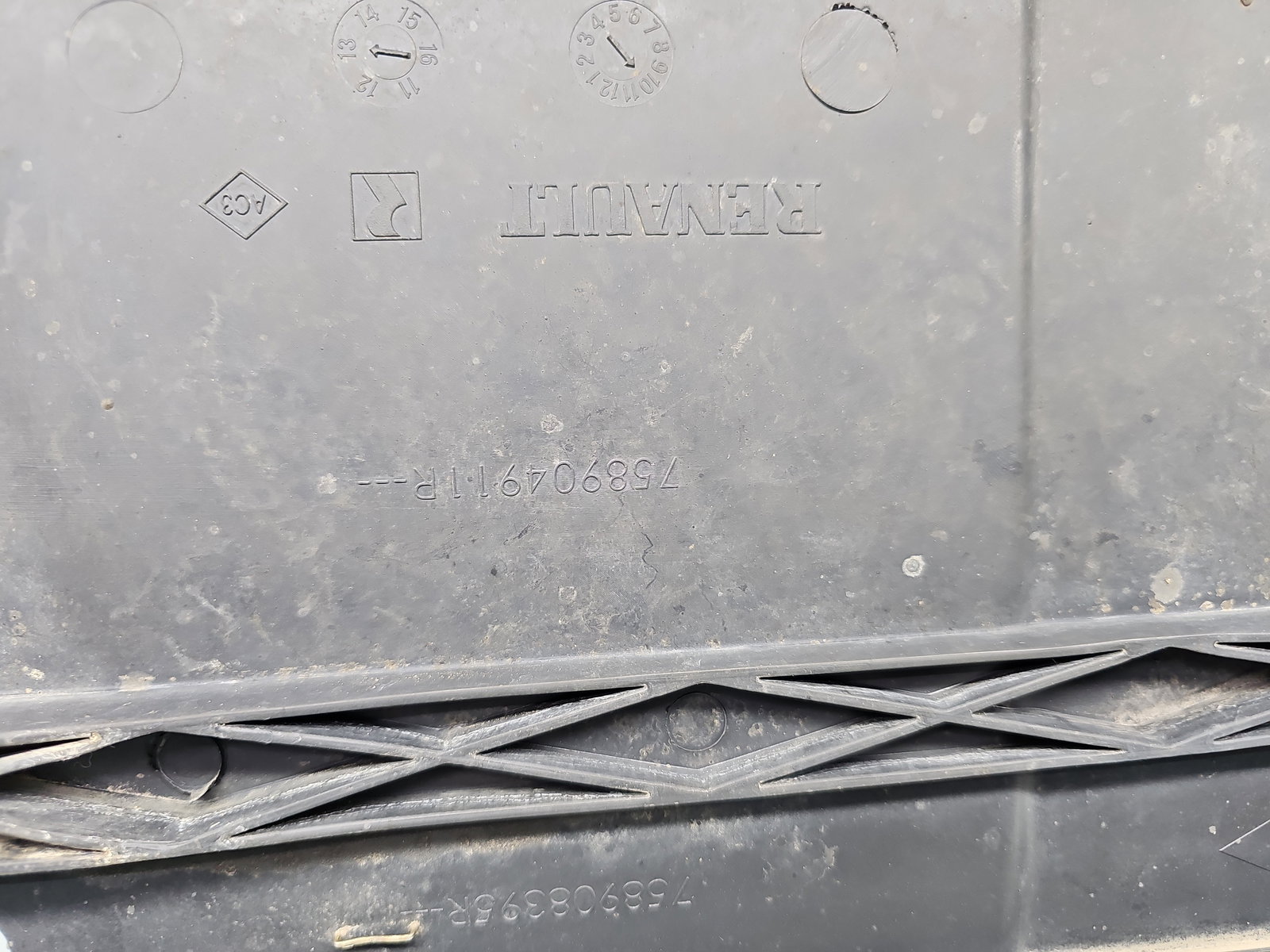 Scut motor Dacia Logan MCV 2 [Fabr 2013-2022] Break 758904911R - imagine 5