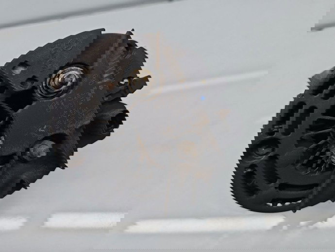 Alternator  Renault Clio 2 [Fabr 1998-2004] 7700434899 1.4 Benz K7J-A7 55KW /  75CP