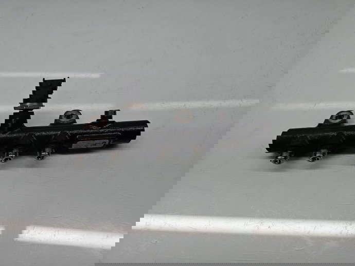 Rampa injectoare Dacia Sandero 2 [Fabr 2012-2020] 175215346R 1.5 dCi K9K792 66KW / 90CP