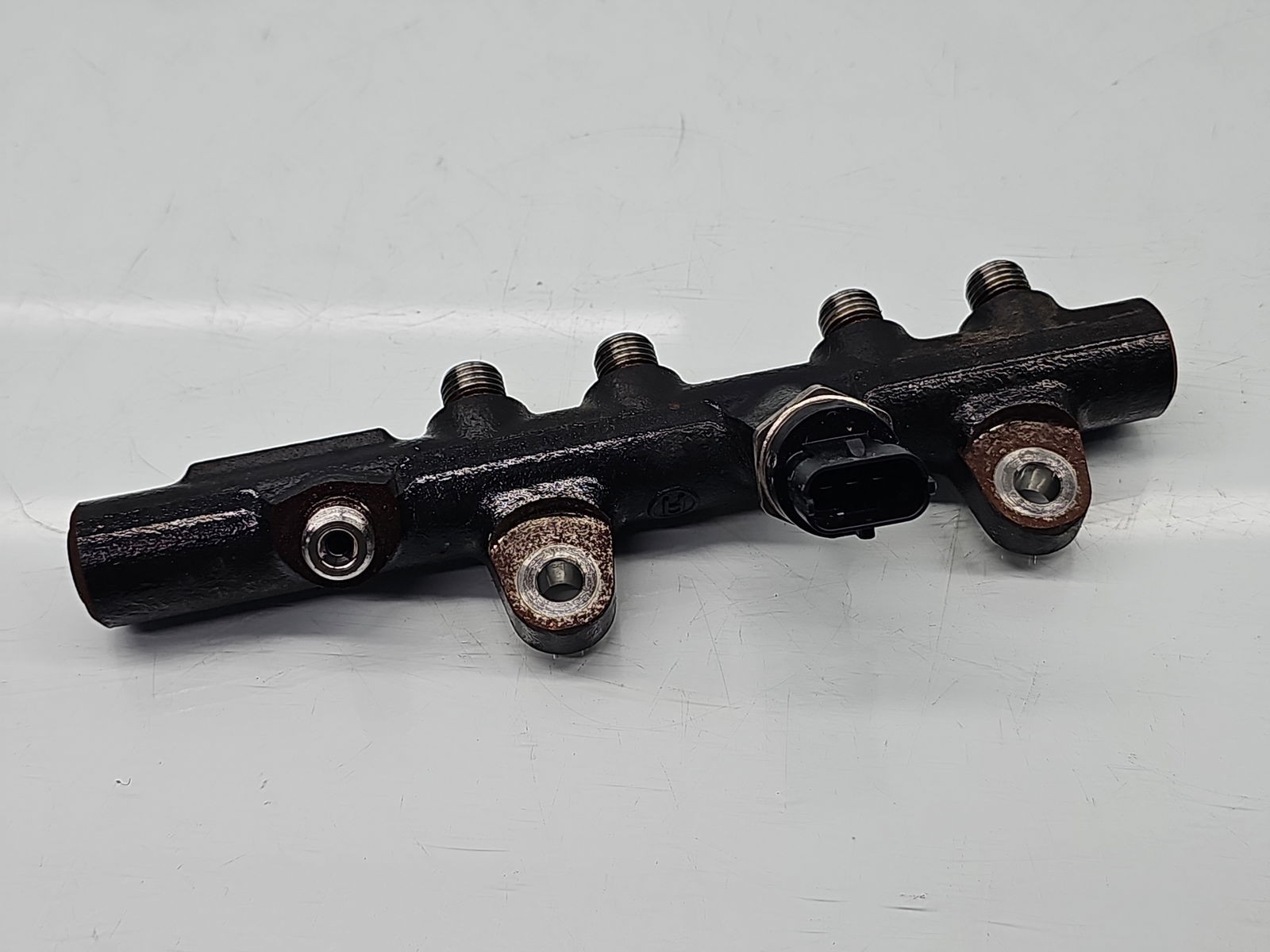 Rampa injectoare Dacia Sandero 2 [Fabr 2012-2020] 175215346R 1.5 dCi K9K792 66KW / 90CP - imagine 4