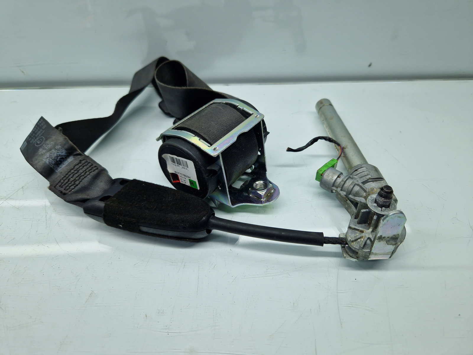 Centura dreapta fata Opel Corsa E [Fabr 2014-prezent] 607707600H - imagine 1