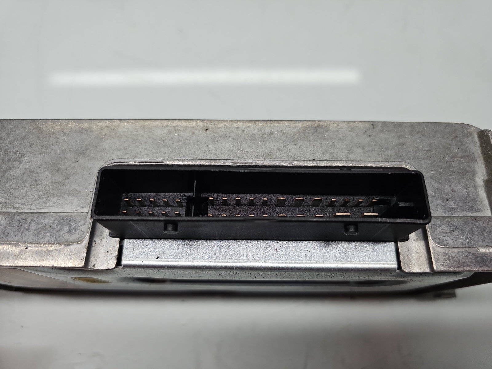 Amplificator audio AUDI A5 Cabriolet (8F7) [Fabr 2009-2015] 8T0035223AH - imagine 2