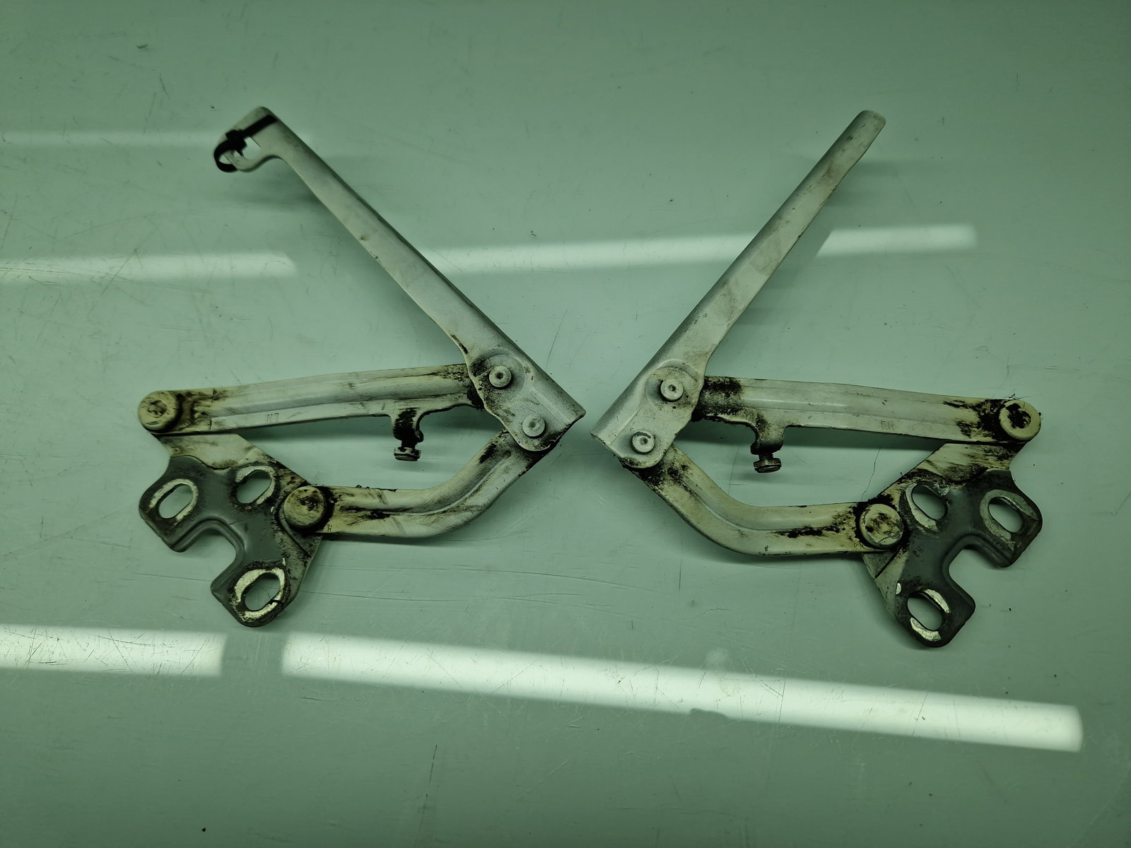 Set balamale capota Opel Corsa E [Fabr 2014-prezent] 13311902,13311903 - imagine 2