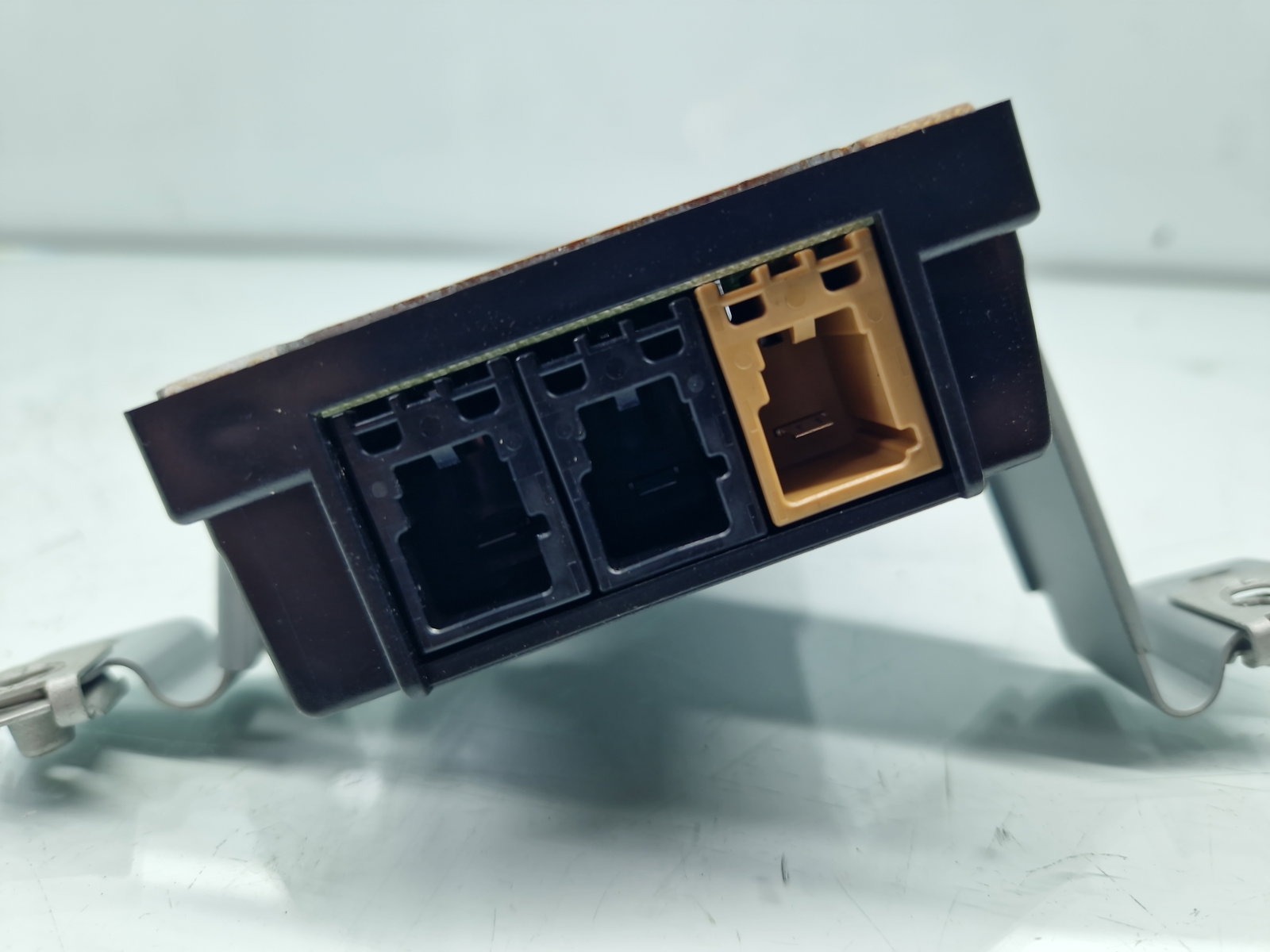 Amplificator antena AUDI A3 (8P1) [Fabr 2003-2012] 8P4035225D - imagine 3