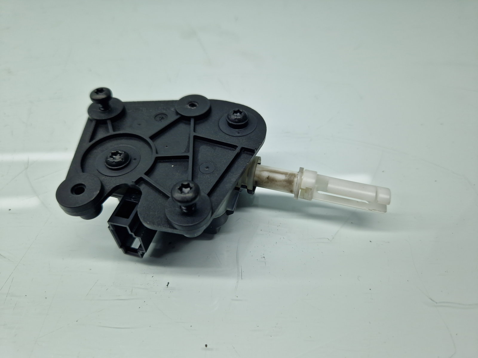 Motoras deschidere haion dreapta AUDI A3 (8P1) [Fabr 2003-2012] 8E9827833 - imagine 3