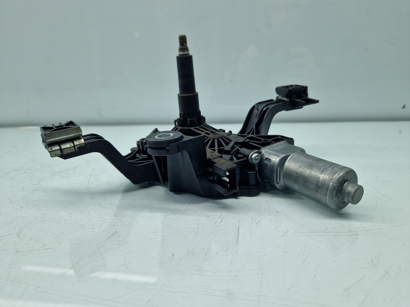 Motoras stergator haion Opel Corsa E [Fabr 2014-prezent] 13443959 - imagine 3