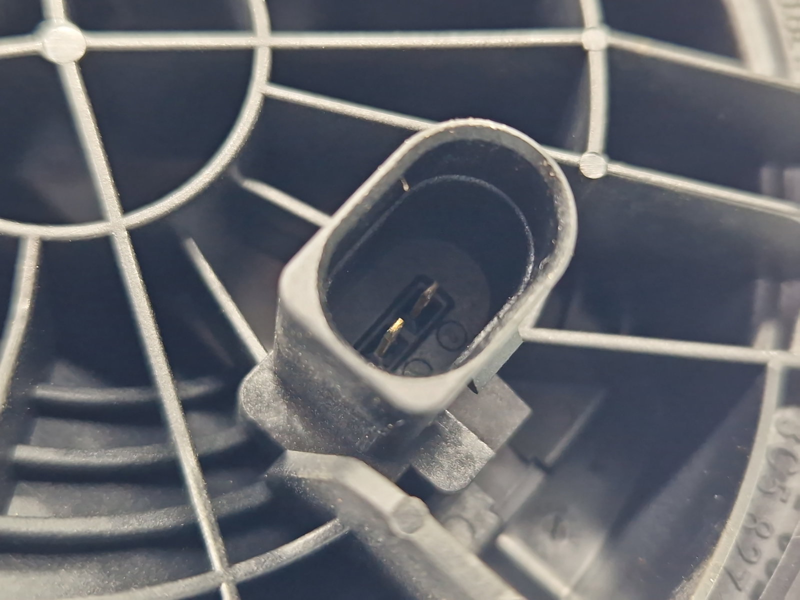 Buton deschidere haion Volkswagen Passat CC (357) [Fabr 2008-2012] 3C5827469E - imagine 5