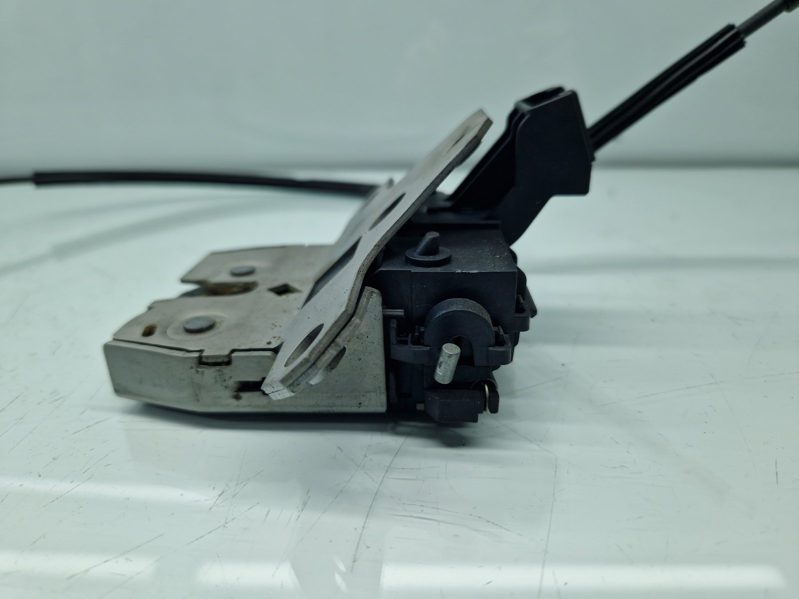 Broasca haion Jaguar XF (X250) [Fabr 2008-2015] Facelift OEM - imagine 3