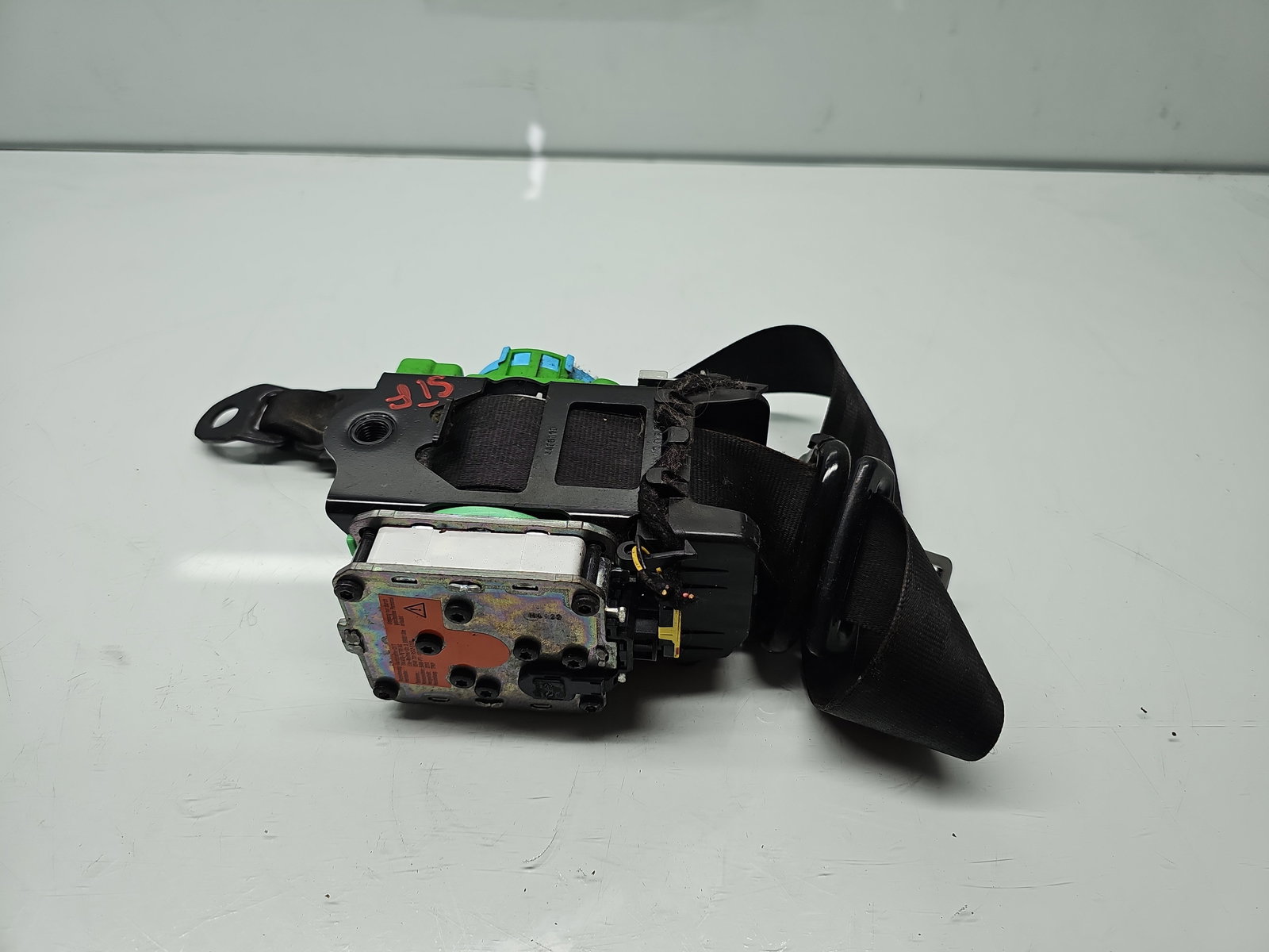 Centura stanga fata AUDI A5 Cabriolet (8F7) [Fabr 2009-2015] 8F1857705 - imagine 1