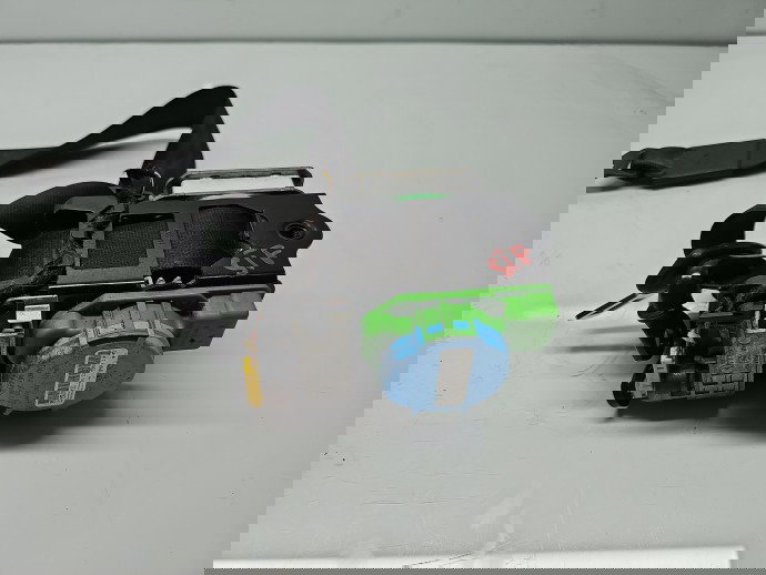 Centura stanga fata AUDI A5 Cabriolet (8F7) [Fabr 2009-2015] 8F1857705