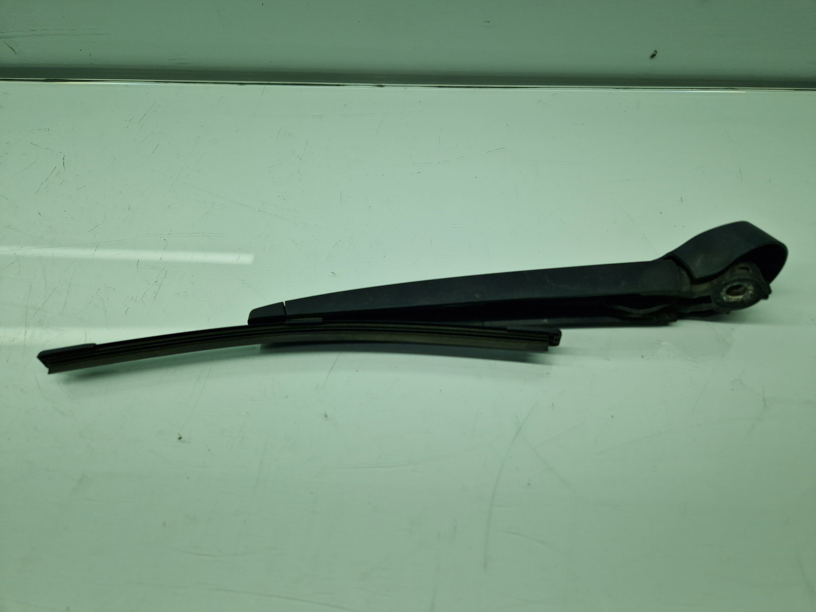 Brat stergator haion Volkswagen UP [Fabr 2011-2019] OEM - imagine 1