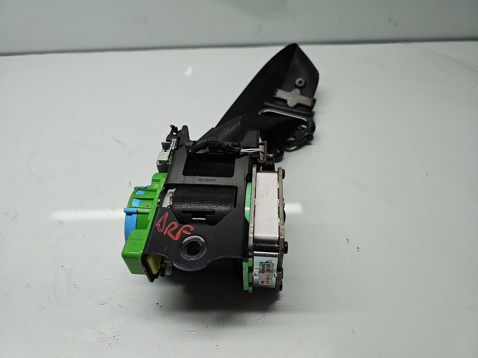 Centura dreapta fata AUDI A5 Cabriolet (8F7) [Fabr 2009-2015] 8F1857705 - imagine 2