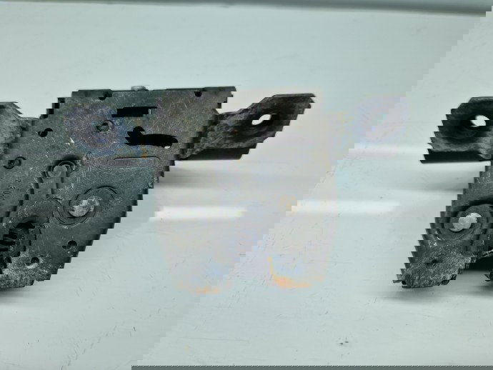 Broasca haion Opel Astra J [Fabr 2009-2015] 13581023