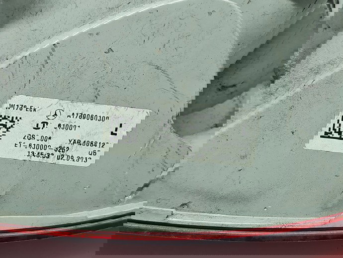 Stop aripa stanga Mercedes Clasa A (W176) [Fabr 2012-2018] A1769060100