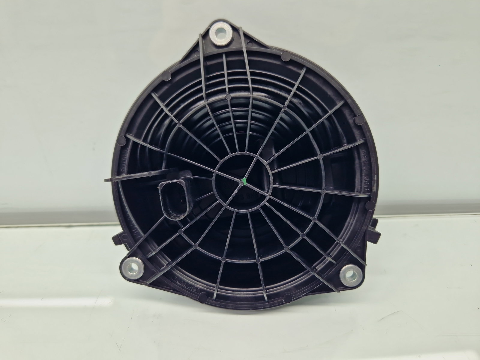 Buton deschidere haion Volkswagen Passat CC (358) Facelift [Fabr 2012-2016] 3C5827469K - imagine 2