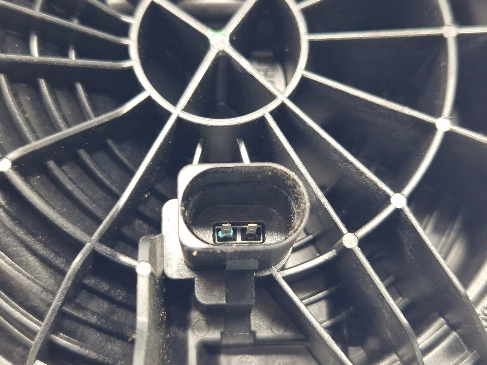 Buton deschidere haion Volkswagen Passat CC (358) Facelift [Fabr 2012-2016] 3C5827469K - imagine 5