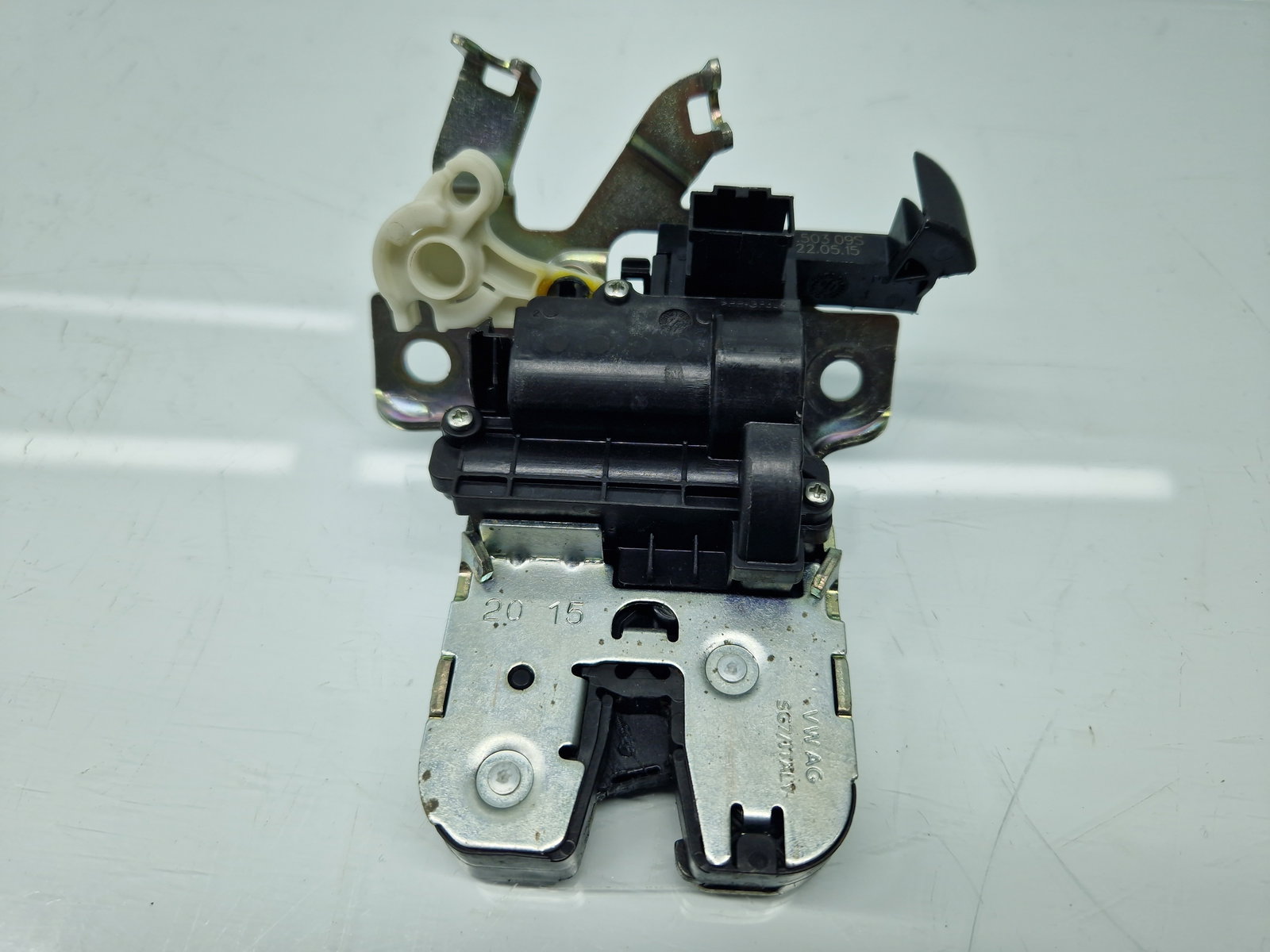 Broasca haion Volkswagen Passat B8 (3G2) [Fabr 2015-prezent] 3G0827503 - imagine 5