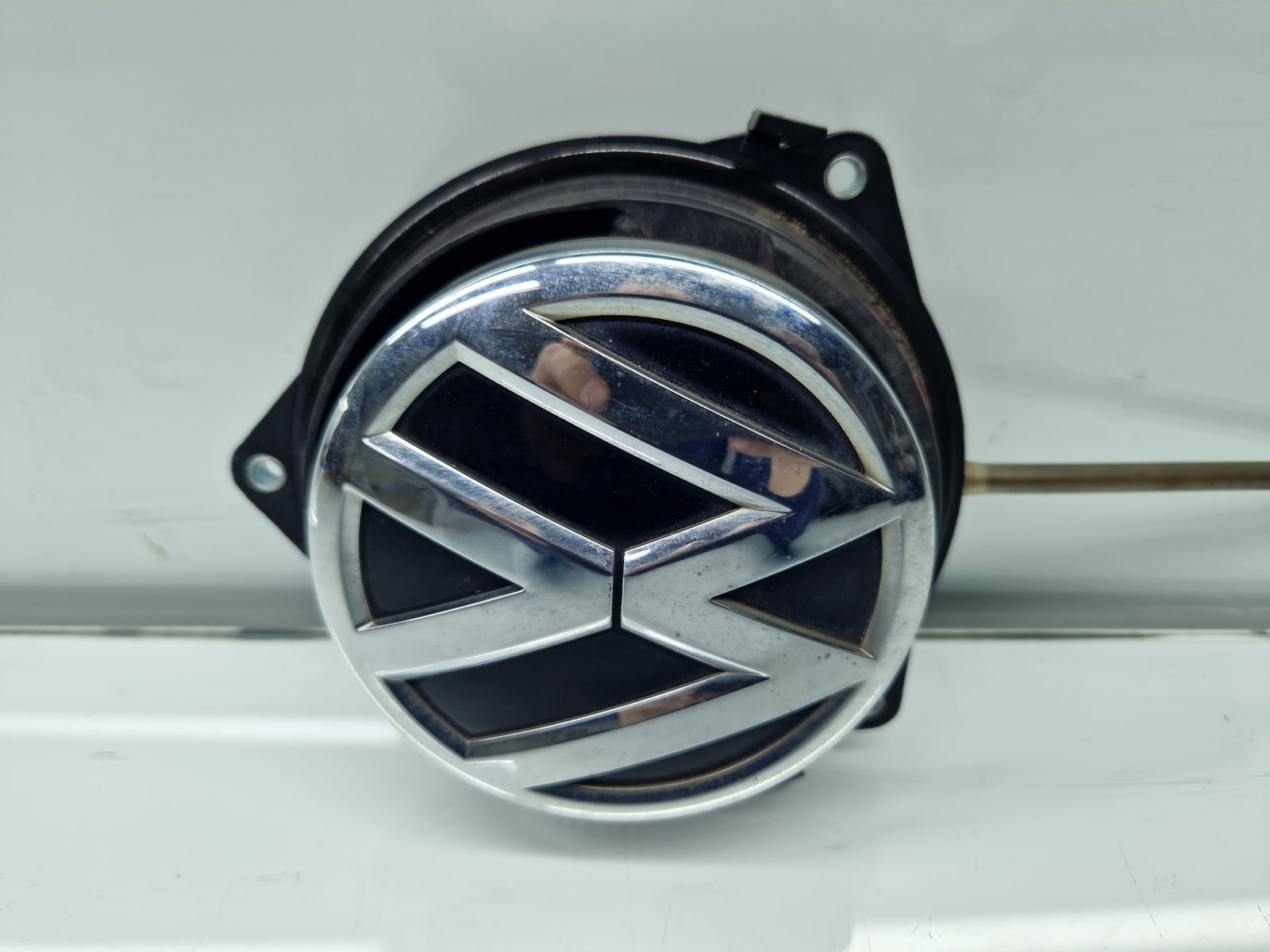 Buton deschidere haion Volkswagen Passat B8 (3G2) [Fabr 2015-prezent] 3G5827469 - imagine 1