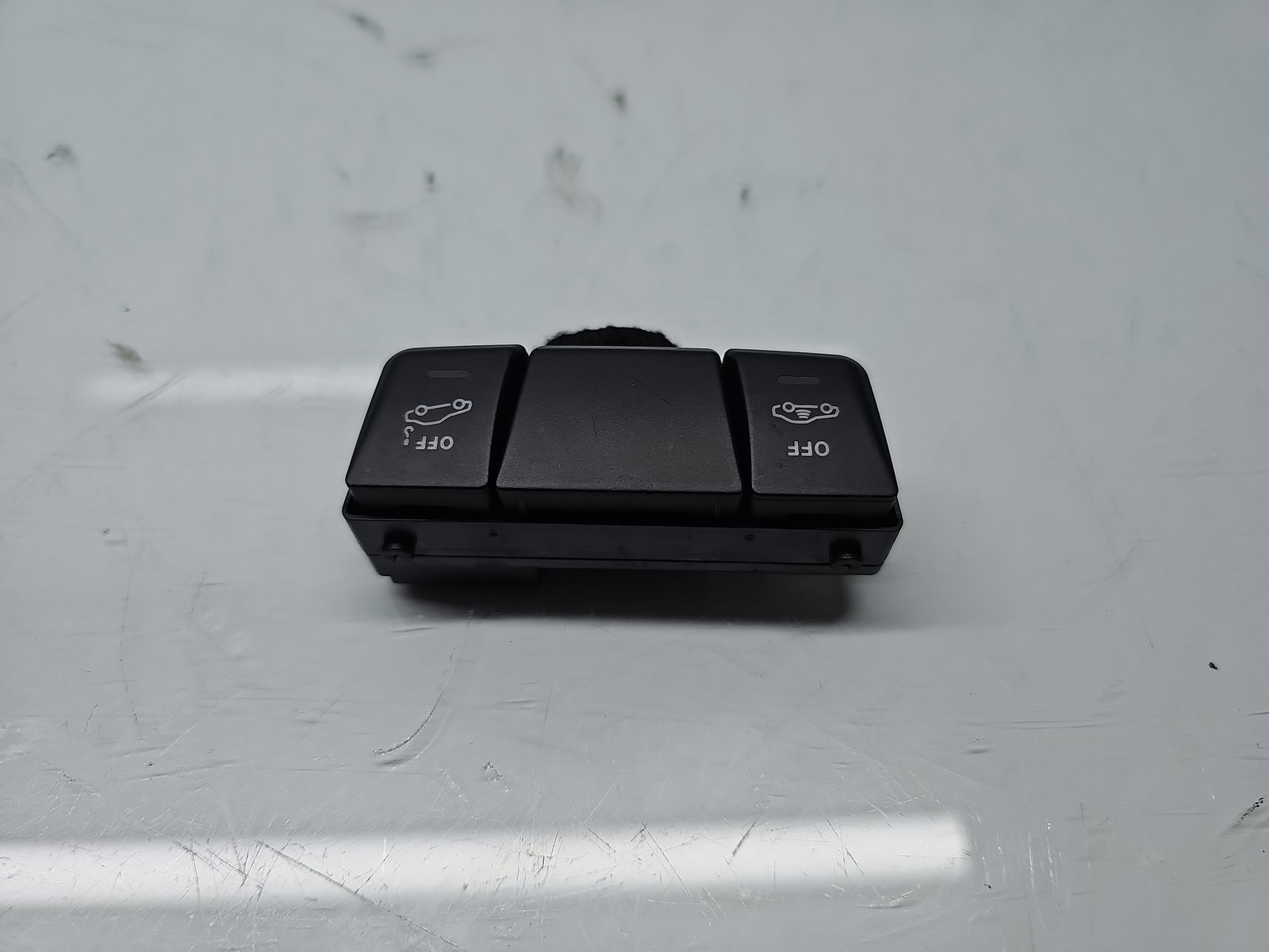 Butoane dezactivare alarma Mercedes Clasa A (W176) [Fabr 2012-2018] A1728208710 - imagine 2