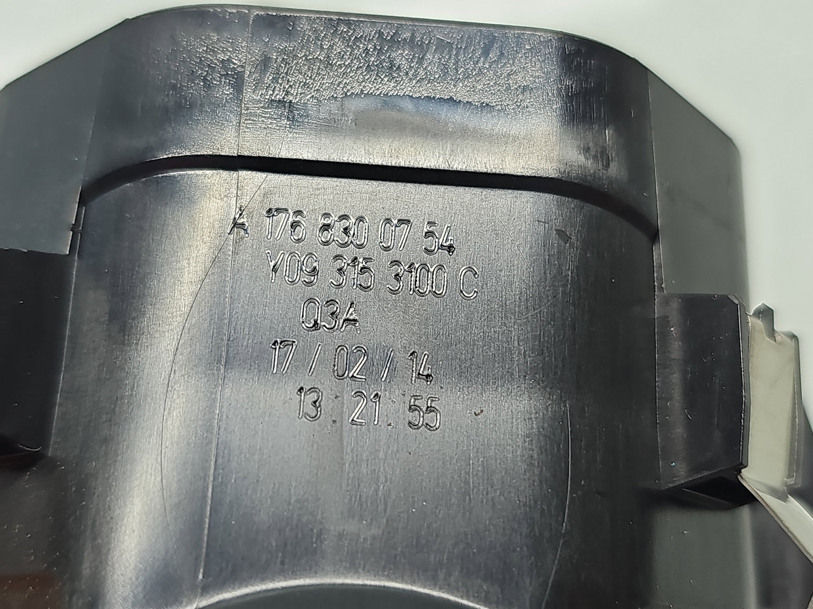 Grila aerisire centrala Mercedes Clasa A (W176) [Fabr 2012-2018] A1768300754 - imagine 5