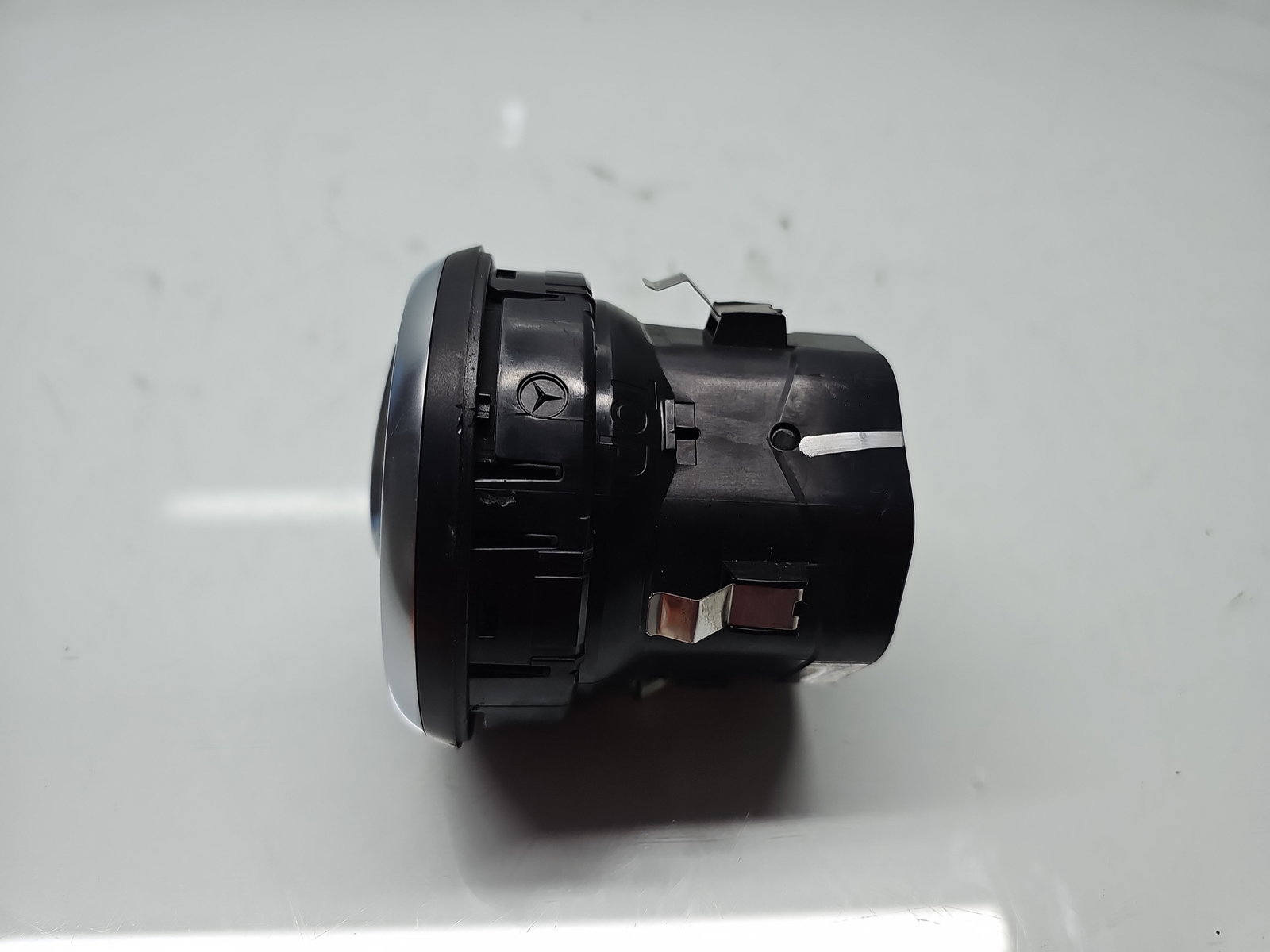 Grila aerisire centrala Mercedes Clasa A (W176) [Fabr 2012-2018] A1768300354 - imagine 2