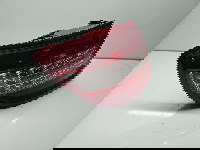 Stop aripa stanga Mercedes Clasa C (W204) [Fabr 2007-2014] A2048203964