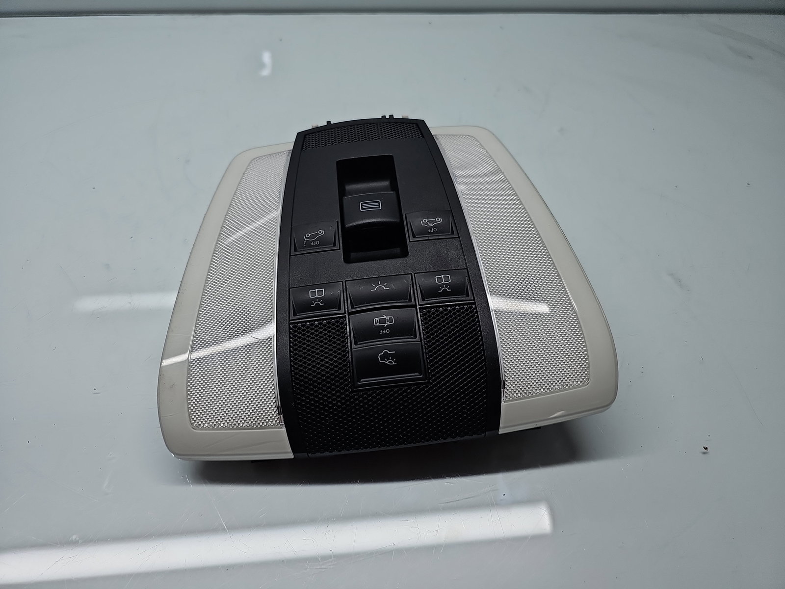 Plafoniera fata Mercedes Clasa C (W204) [Fabr 2007-2014] A0128206610 - imagine 1