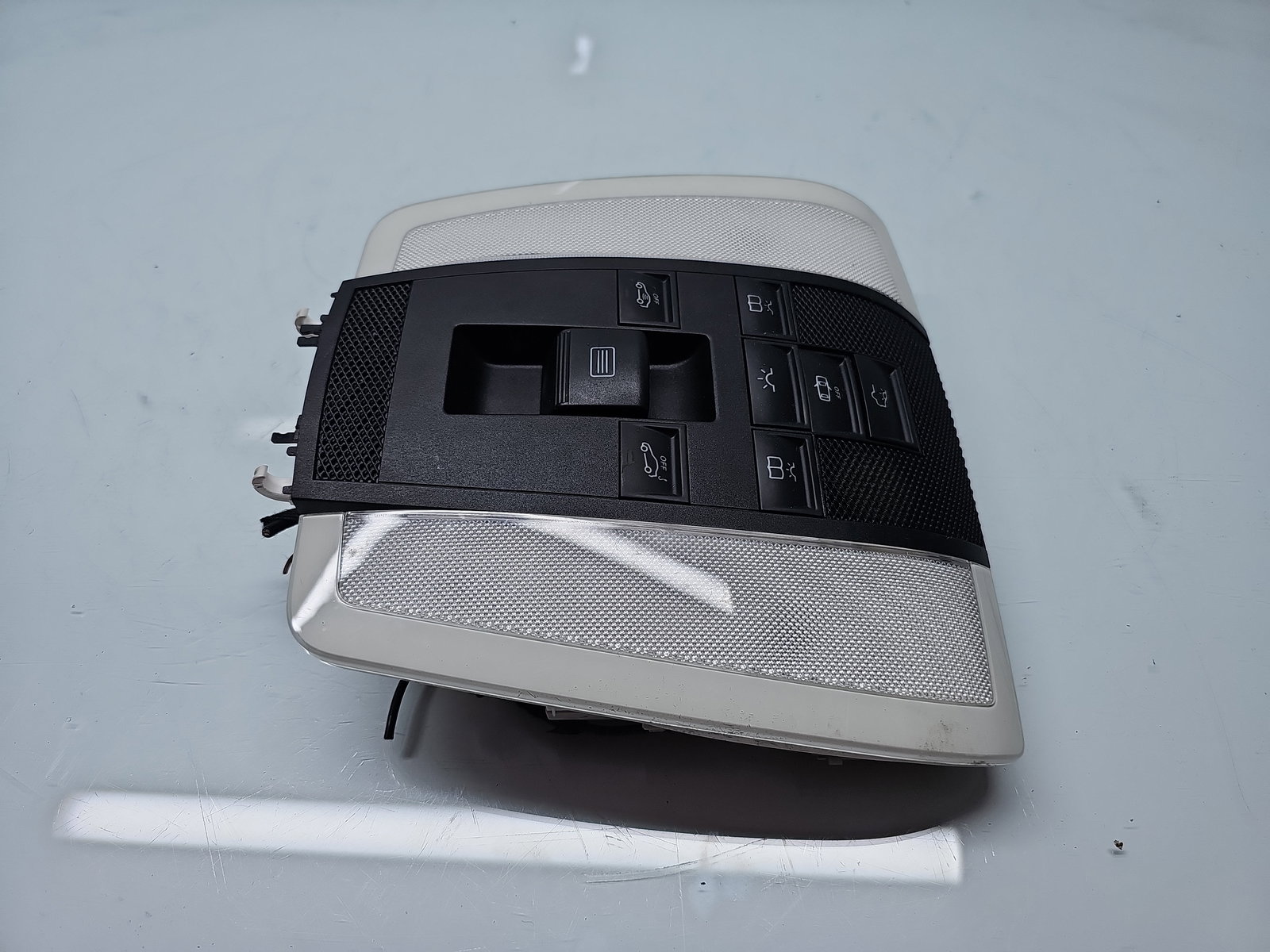 Plafoniera fata Mercedes Clasa C (W204) [Fabr 2007-2014] A0128206610 - imagine 2