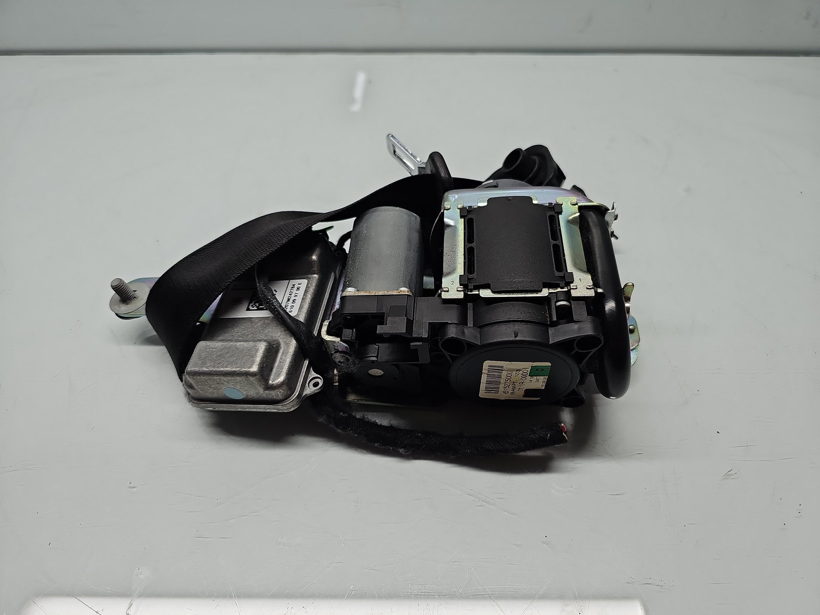 Centura dreapta fata Mercedes Clasa C (W204) [Fabr 2007-2014] 615275000 - imagine 1