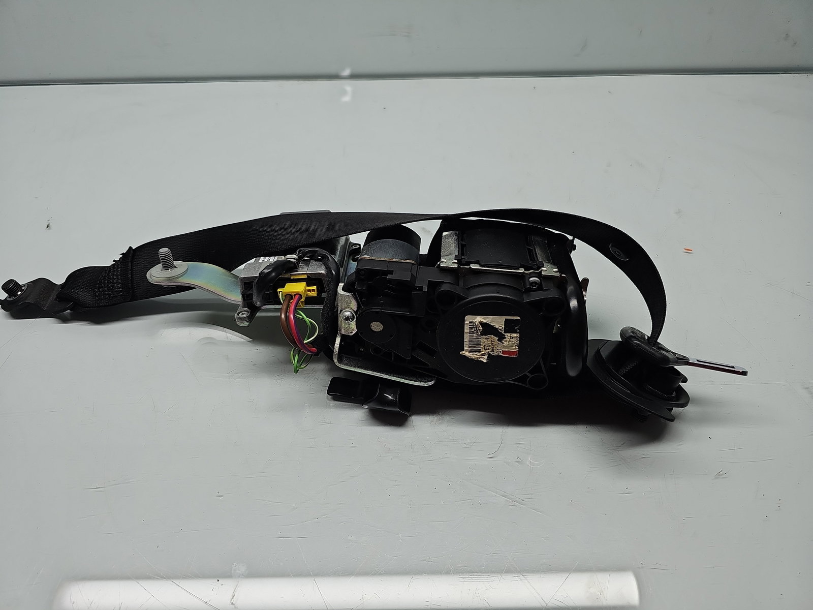 Centura stanga fata Mercedes Clasa C (W204) [Fabr 2007-2014] OEM - imagine 1