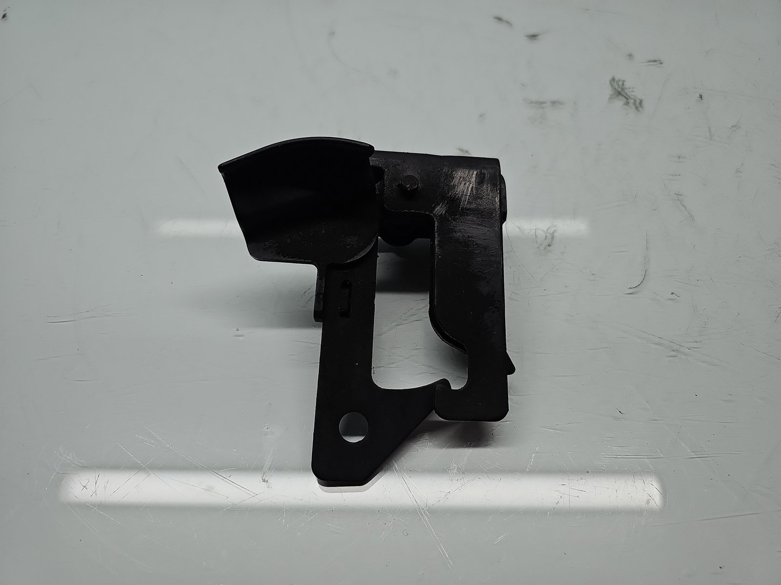 Maner deschidere capota Mercedes Clasa C (W204) [Fabr 2007-2014] A2048800064 - imagine 1